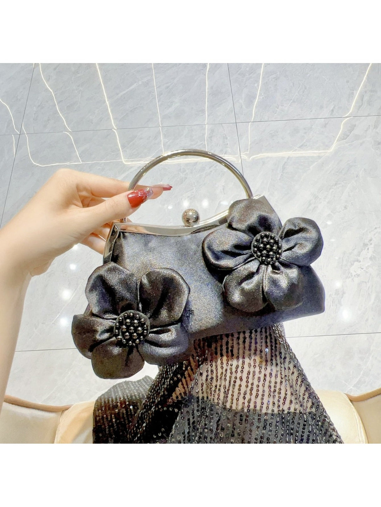 Liber Four Seasons ACC Pearl Bow Cloud Bag