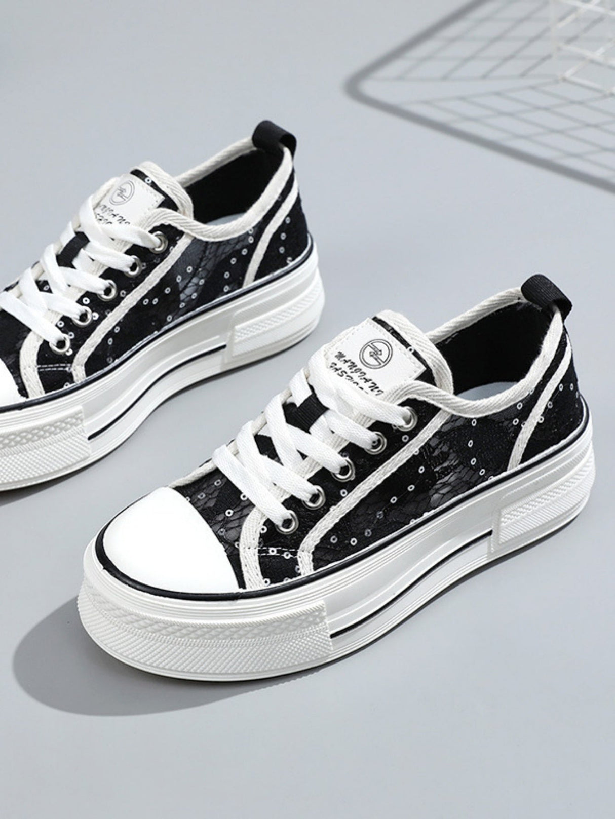 Sequined Mesh Thick-soled Women's Casual Sneakers