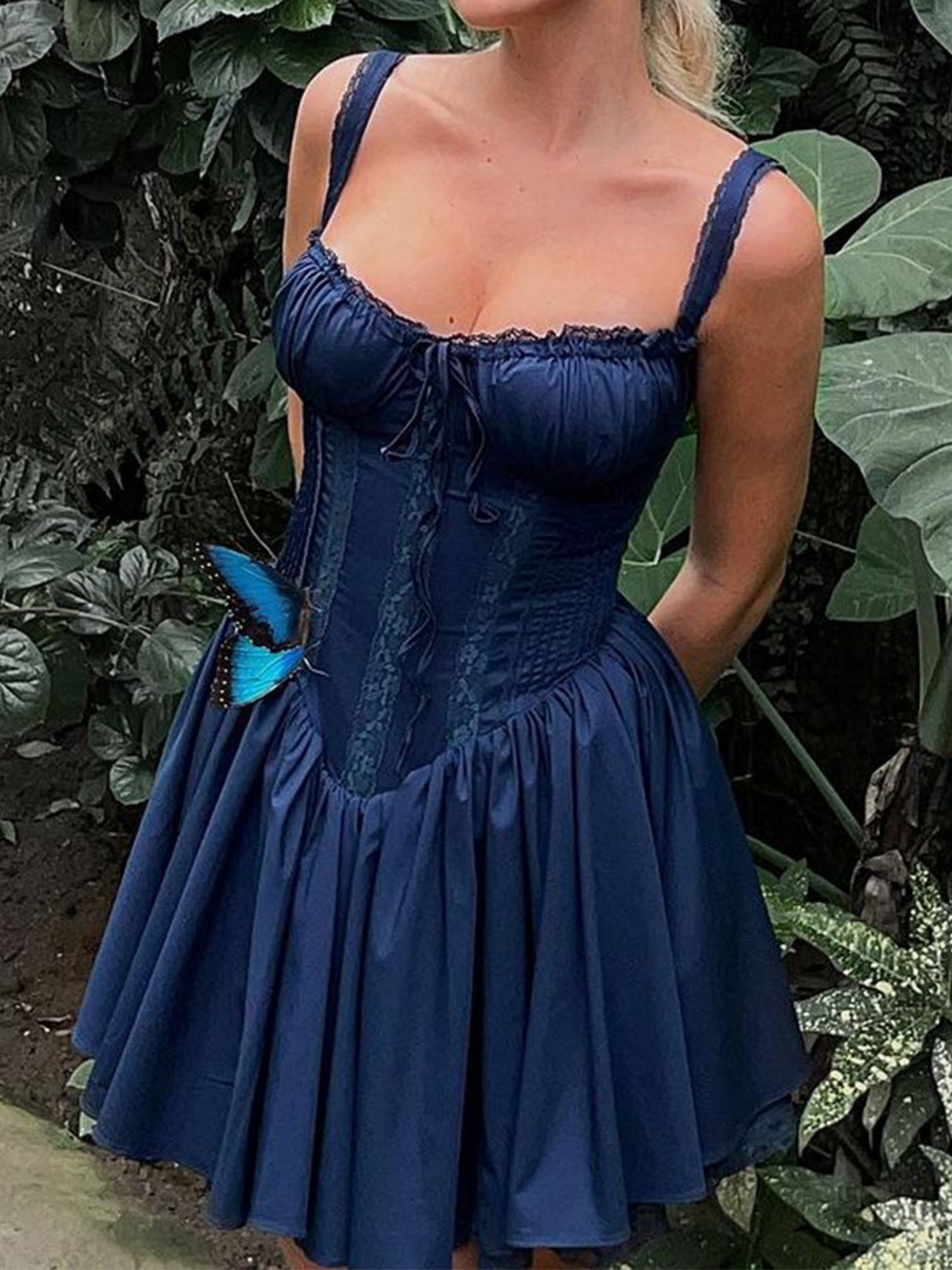 Lace Patchwork Waist-cinching And Backless Spaghetti Strap Short Dress