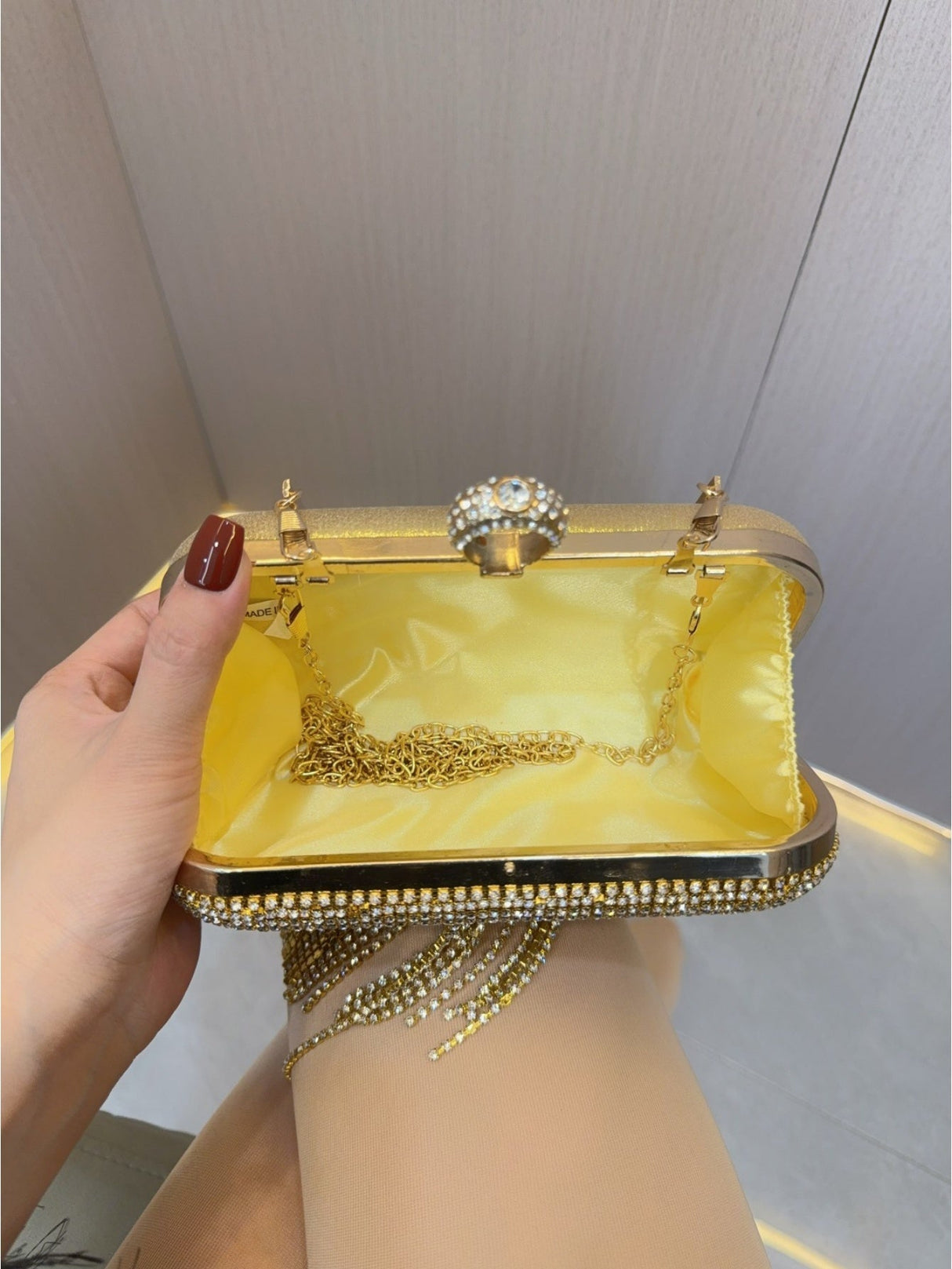 Liber Four Seasons ACC Diamond Tassel Small Square Bag