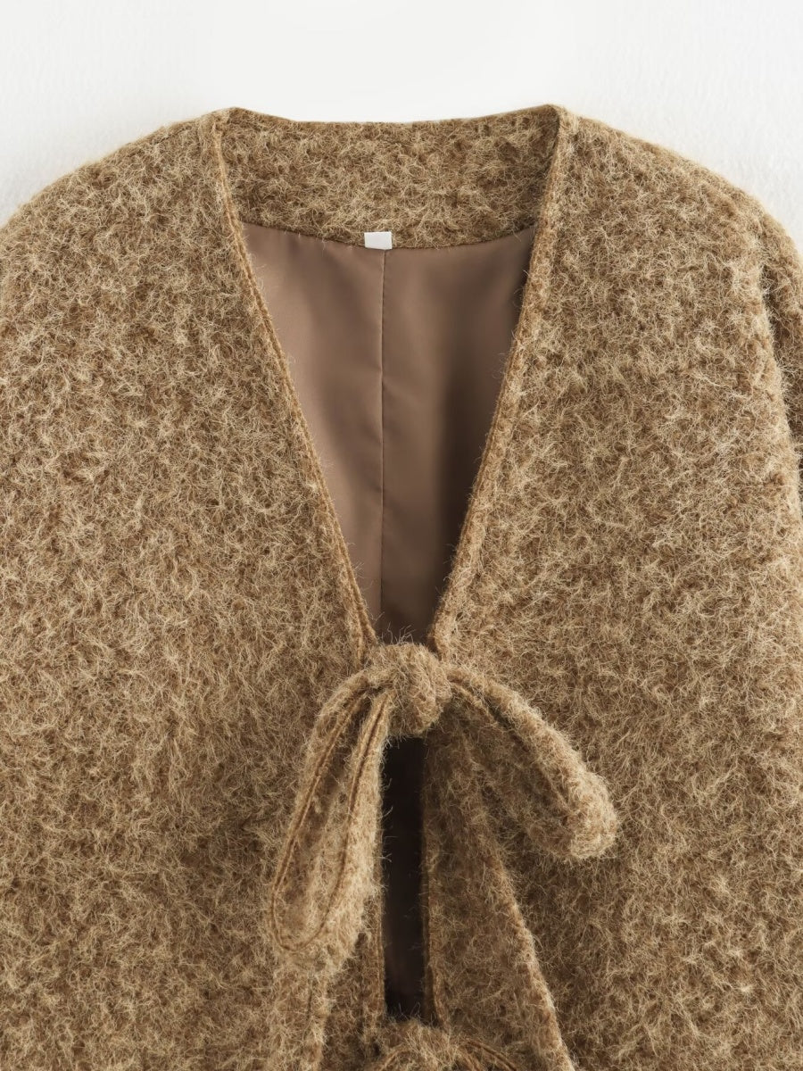 Loose V-neck tie knit cardigan