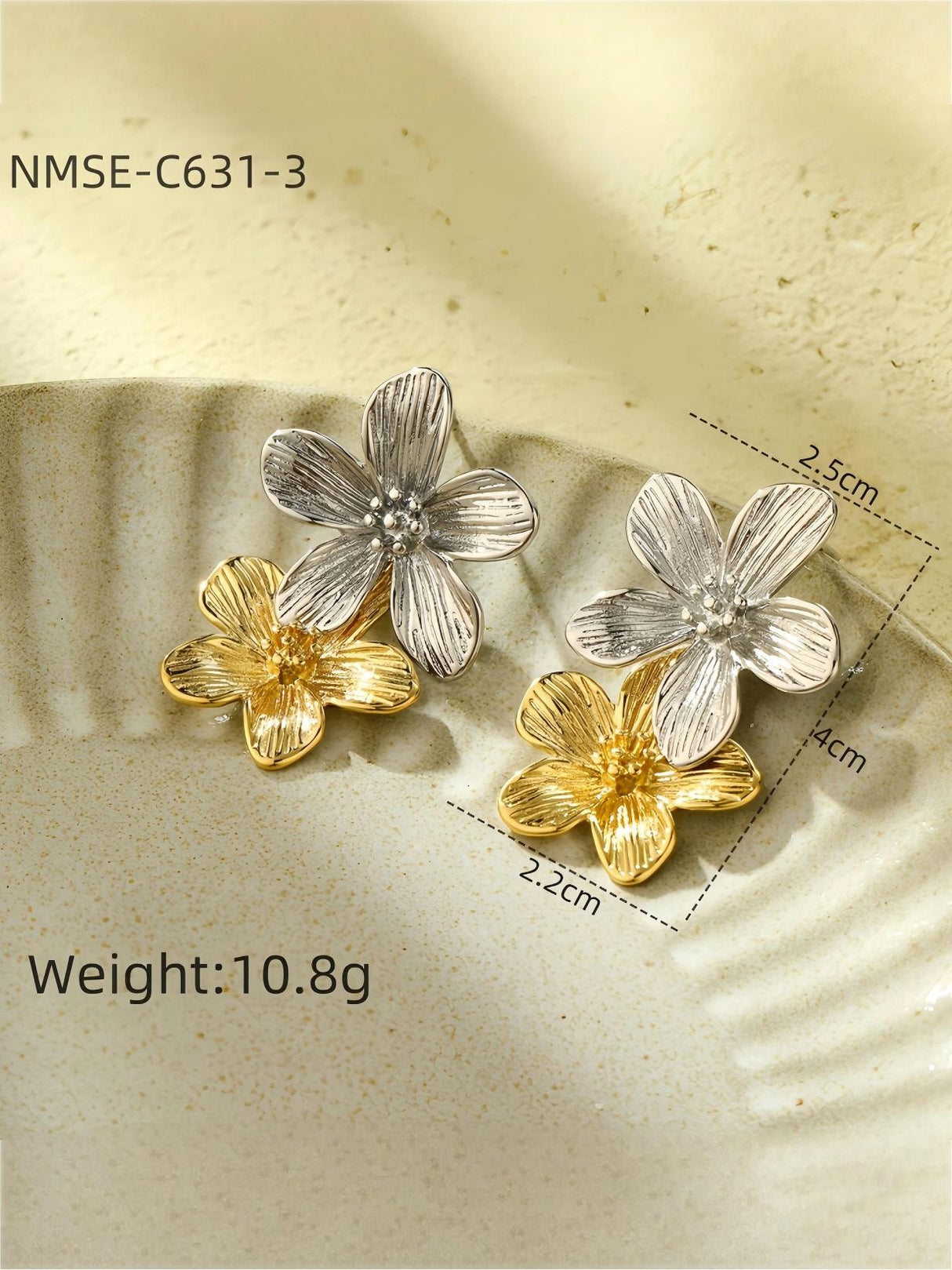 Elegant flower earrings