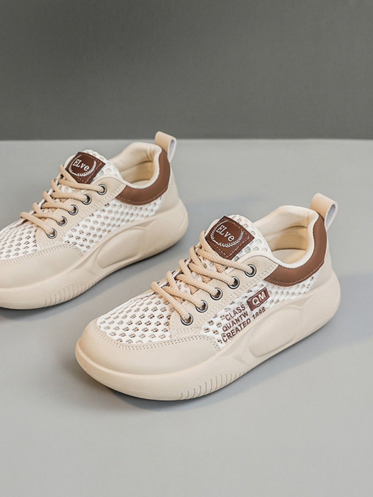 Large Mesh Women's Casual Sports Shoes