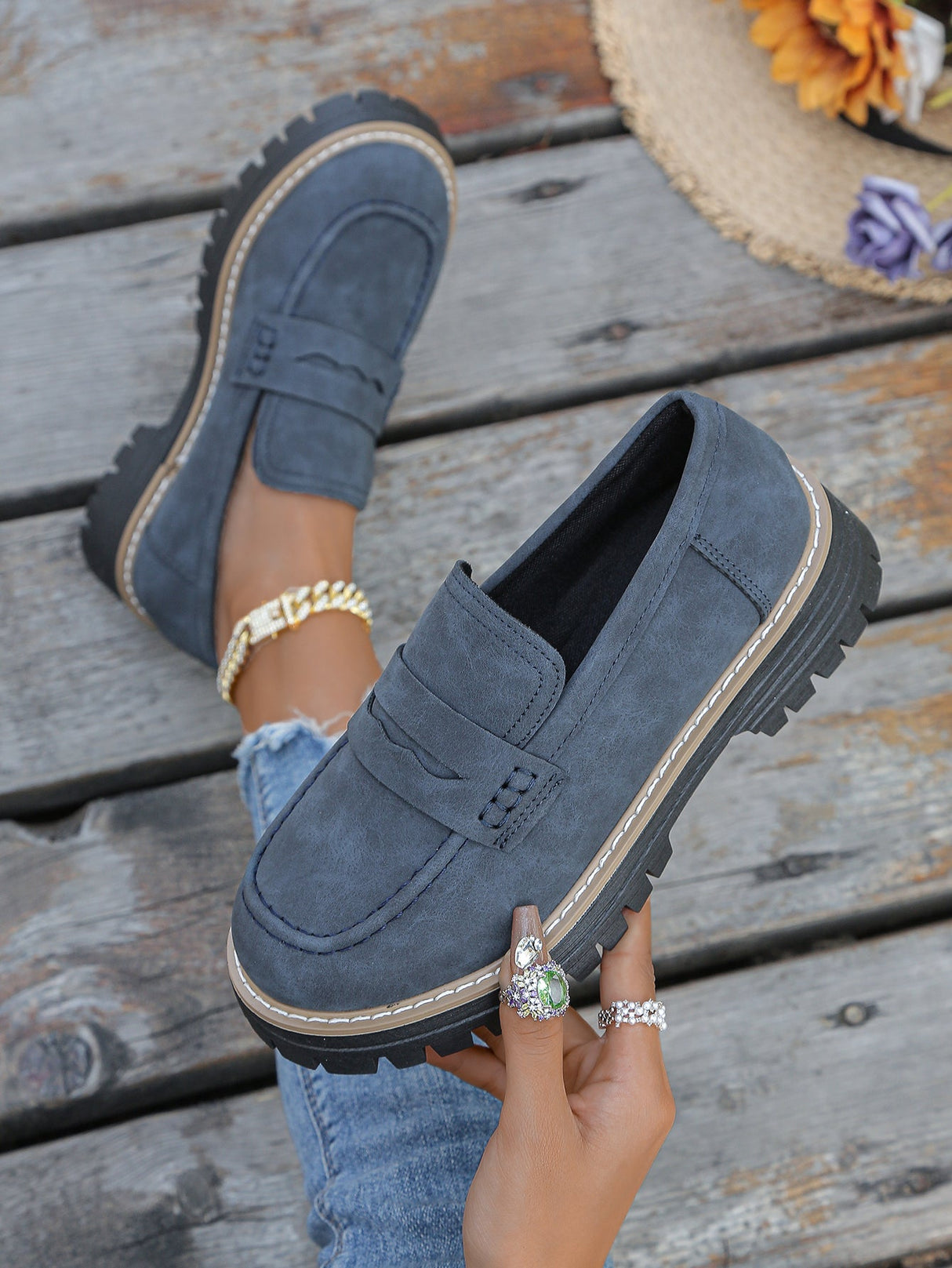 Liber Four Seasons Thick-soled Women's Slip-On Loafers