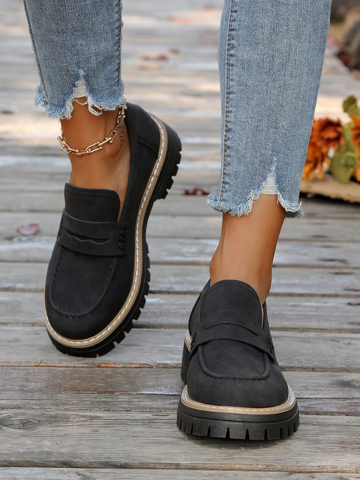 Liber Four Seasons Thick-soled Women's Slip-On Loafers