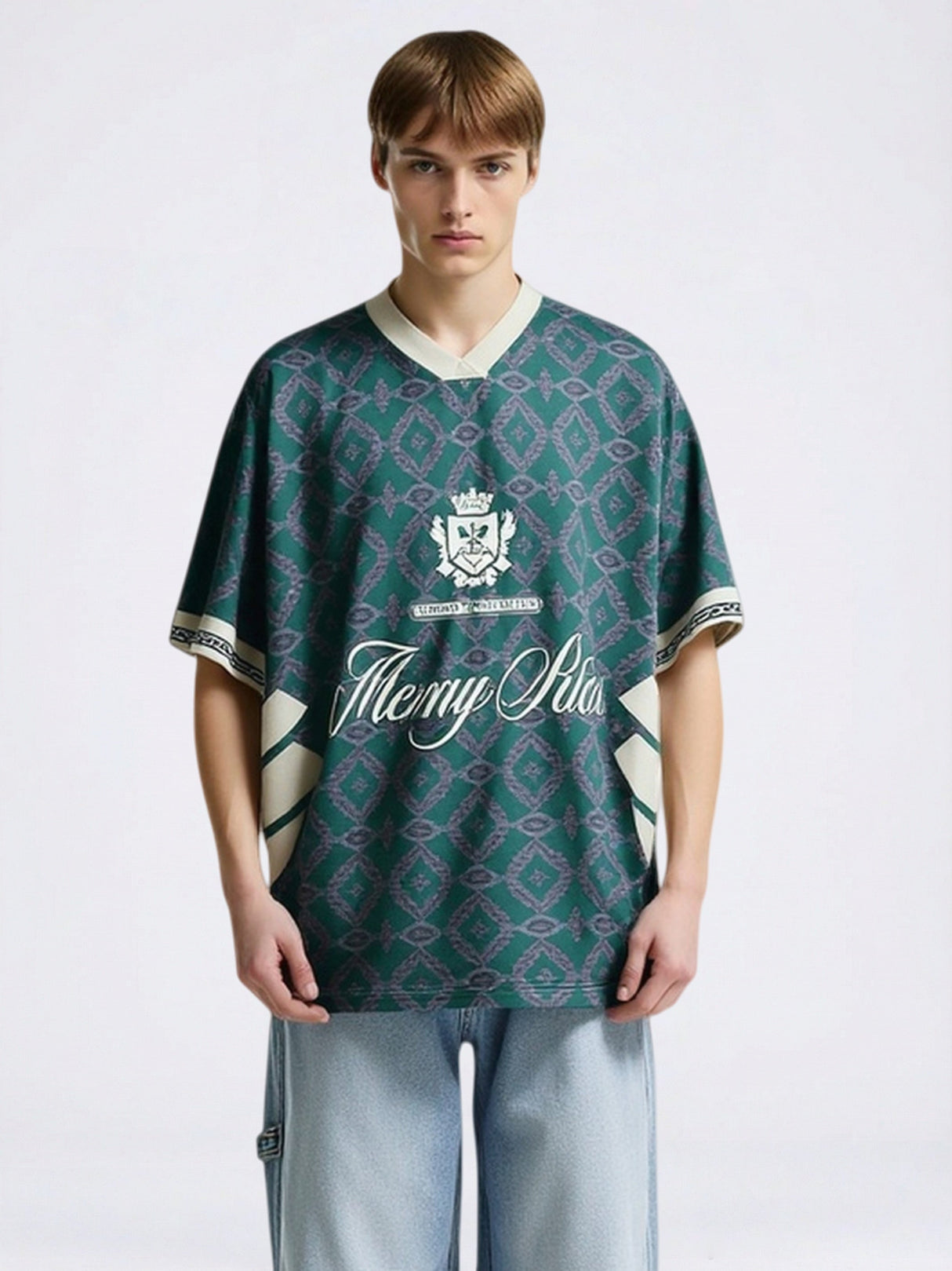 Retro-T-Shirts mit Libyen-Krone, farblich abgesetzten vertikalen Streifen und V-Ausschnitt