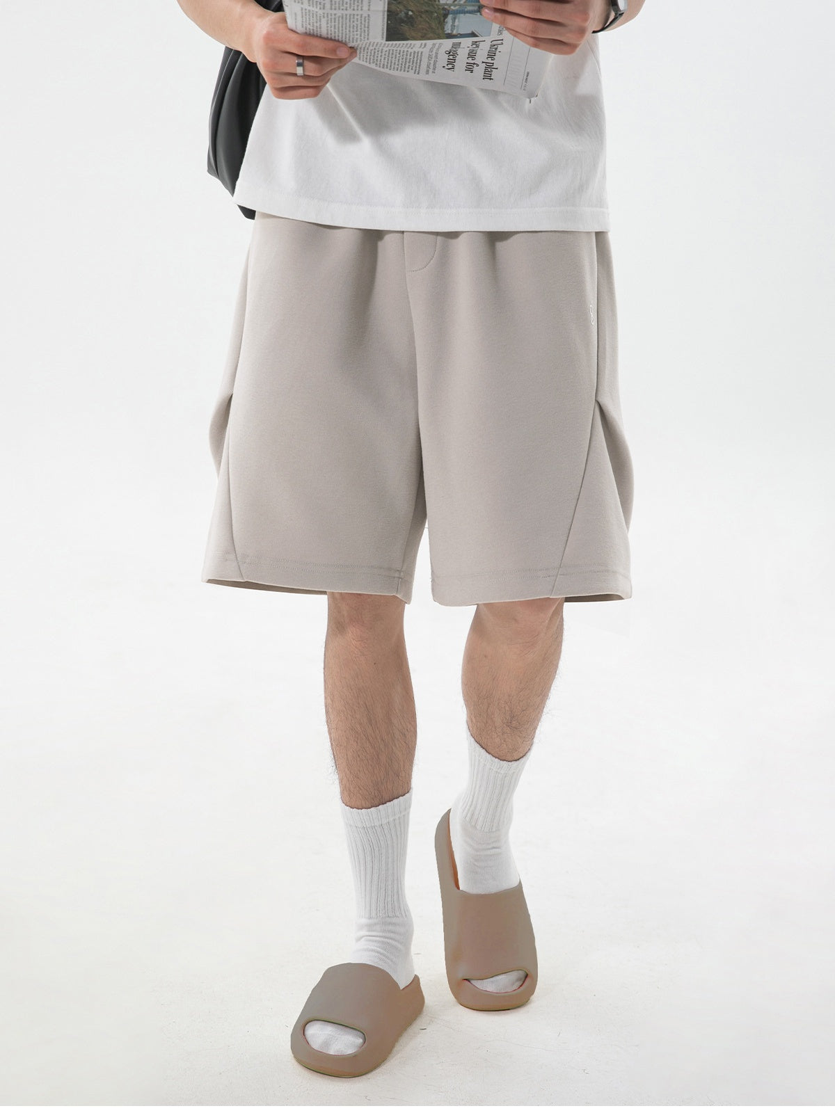 Geometry Simple Gathering Loose-fit Five Points Shorts