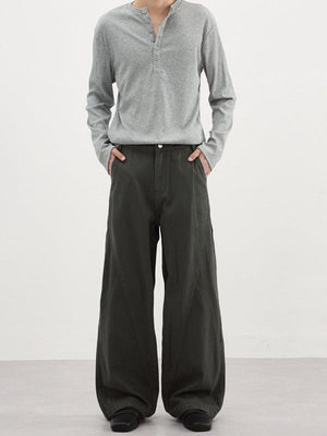 Slub-Webart, farblich abgesetzte, gewaschene Hose mit geradem Bein