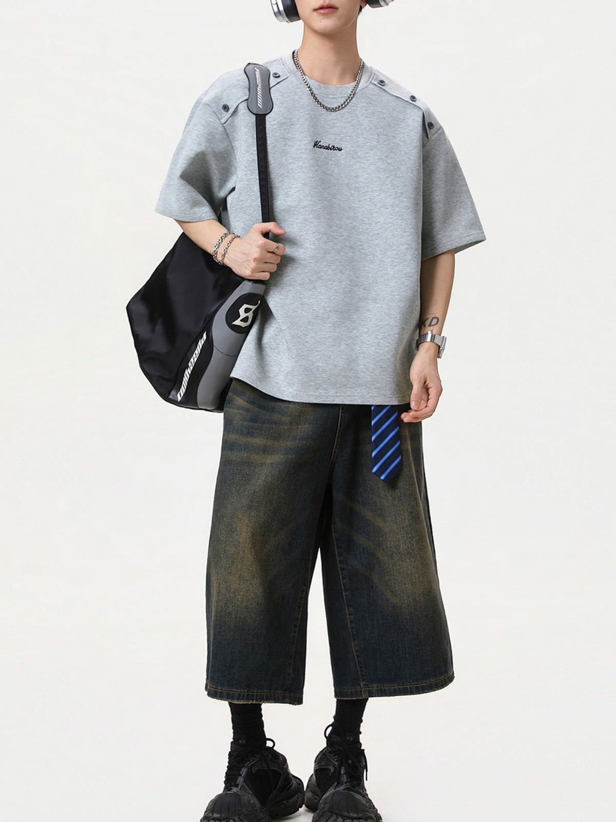 Retro Loose-fit Letter Applique T-shirts