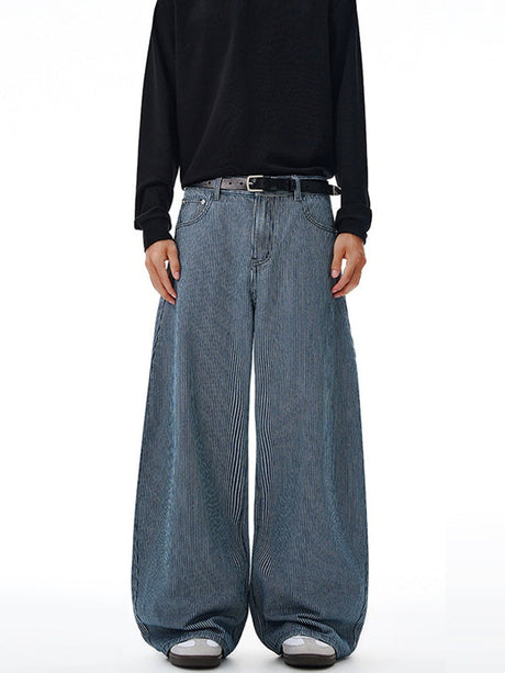 Liber Autumn Neutral wear Color matching Jeans