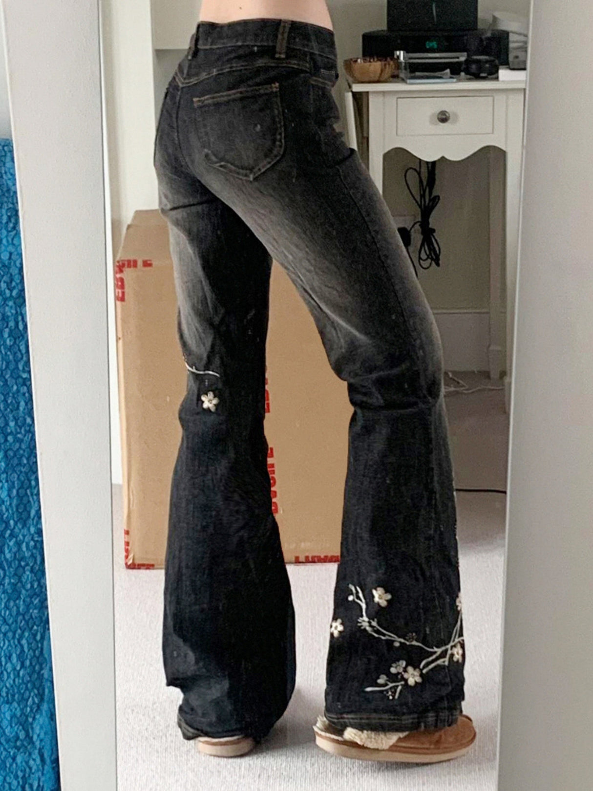 Floral Embroidery Retro Bell-bottoms Jeans