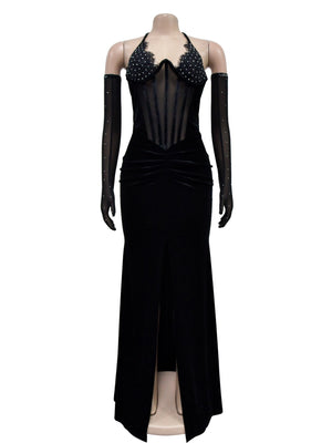 Abendkleid mit Strassbesatz, Patchwork aus Spitze und Samt, durchsichtigem Mesh, Neckholder und Schlitz