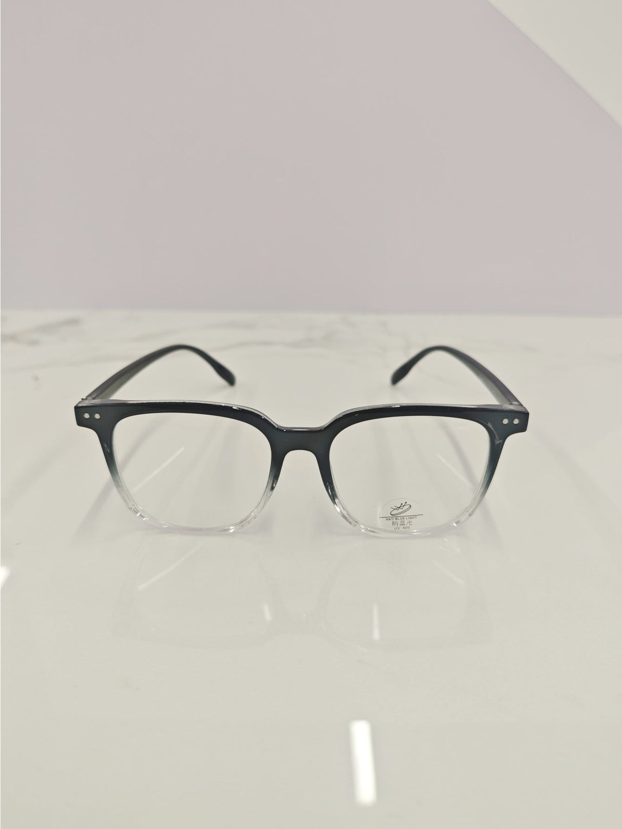 Gradient-colored Eyeglasses