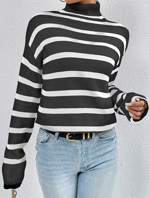 Streifen, kontrastierende Farben, überschnittene Schultern, lockere Pullover