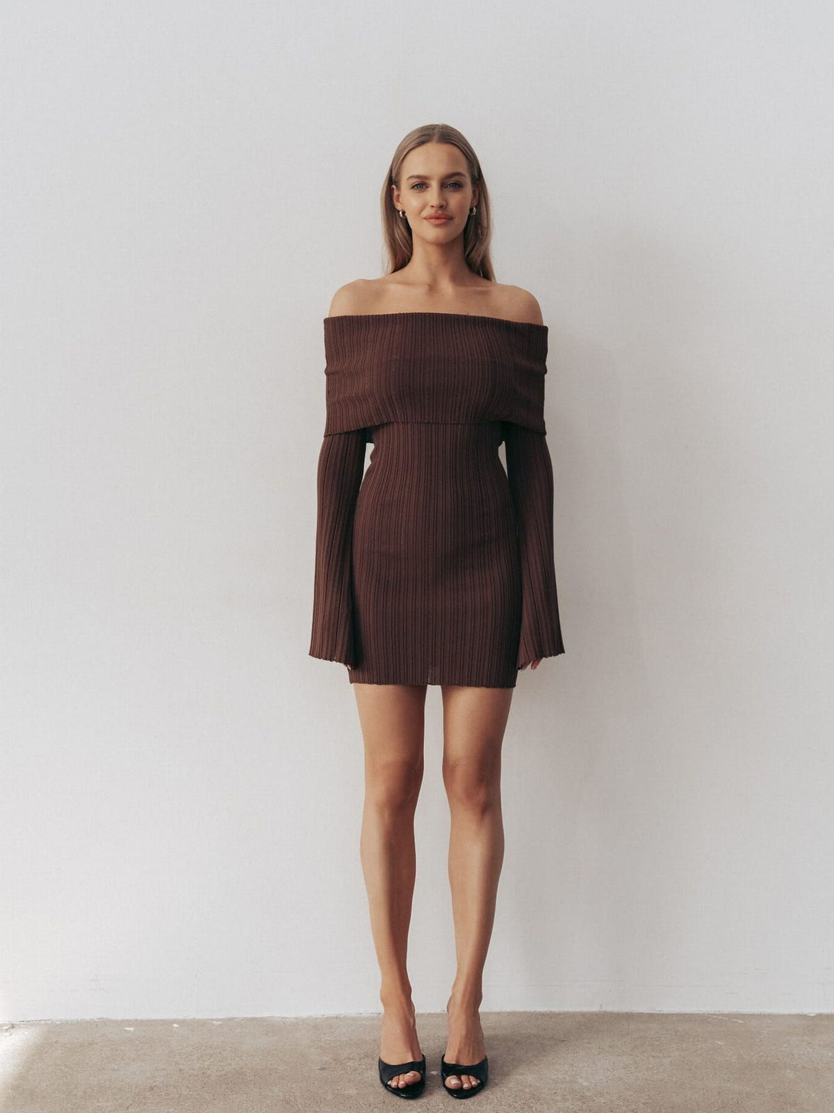 Off-the-shoulder Long-sleeved Sexy Bodycon Short Dress