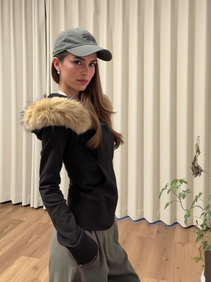 Slim Fit Fur Collar Sweatshirts&Hoodies Short Hooded Jacket