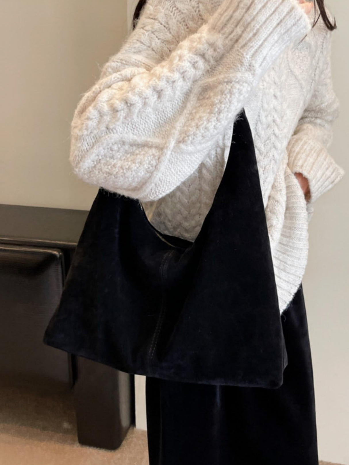 Sac bandoulière en daim polyvalent pour les trajets quotidiens et grande capacité