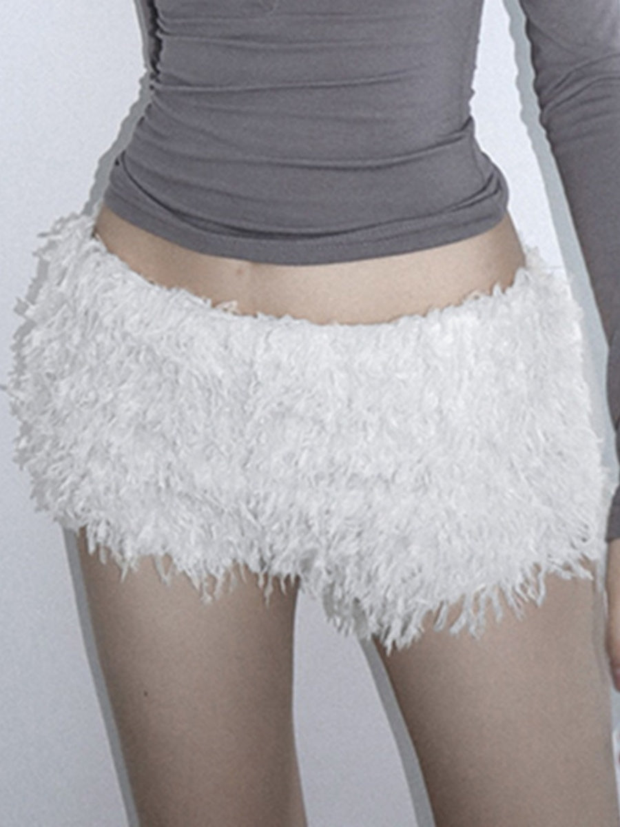 Weiße Mao Mao Shorts, warm und eng anliegend, mit niedrigem Bund
