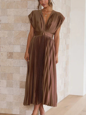 Solid Color V-neck Sleeveless Midi Dresses