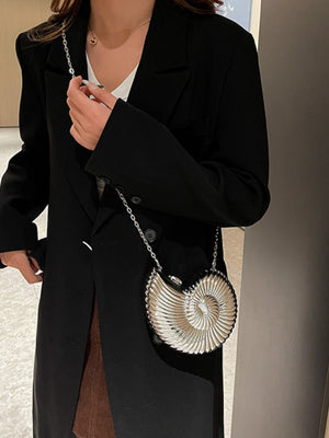 Design-conscious Seashell Acrylic Crossbody Bag