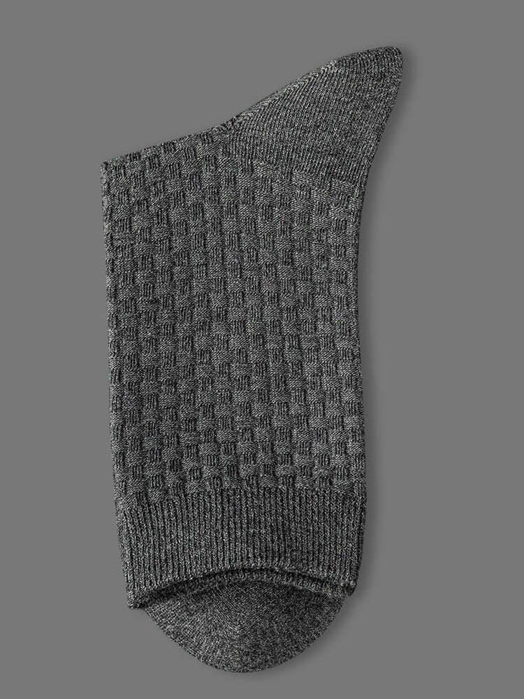 Four Seasons Moisture-wicking Breathable Antibacterial Anti-odor Medium Tube Socks