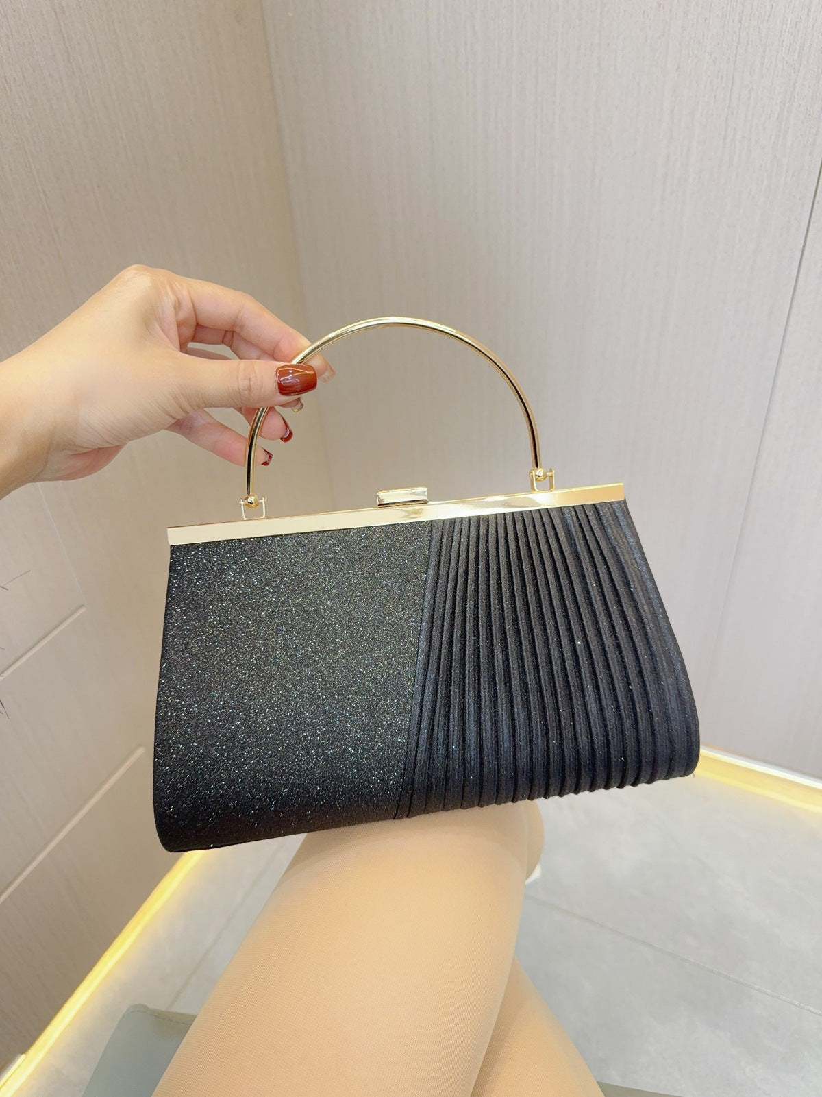 Liber Four Seasons ACC Sequin Pleated Bag