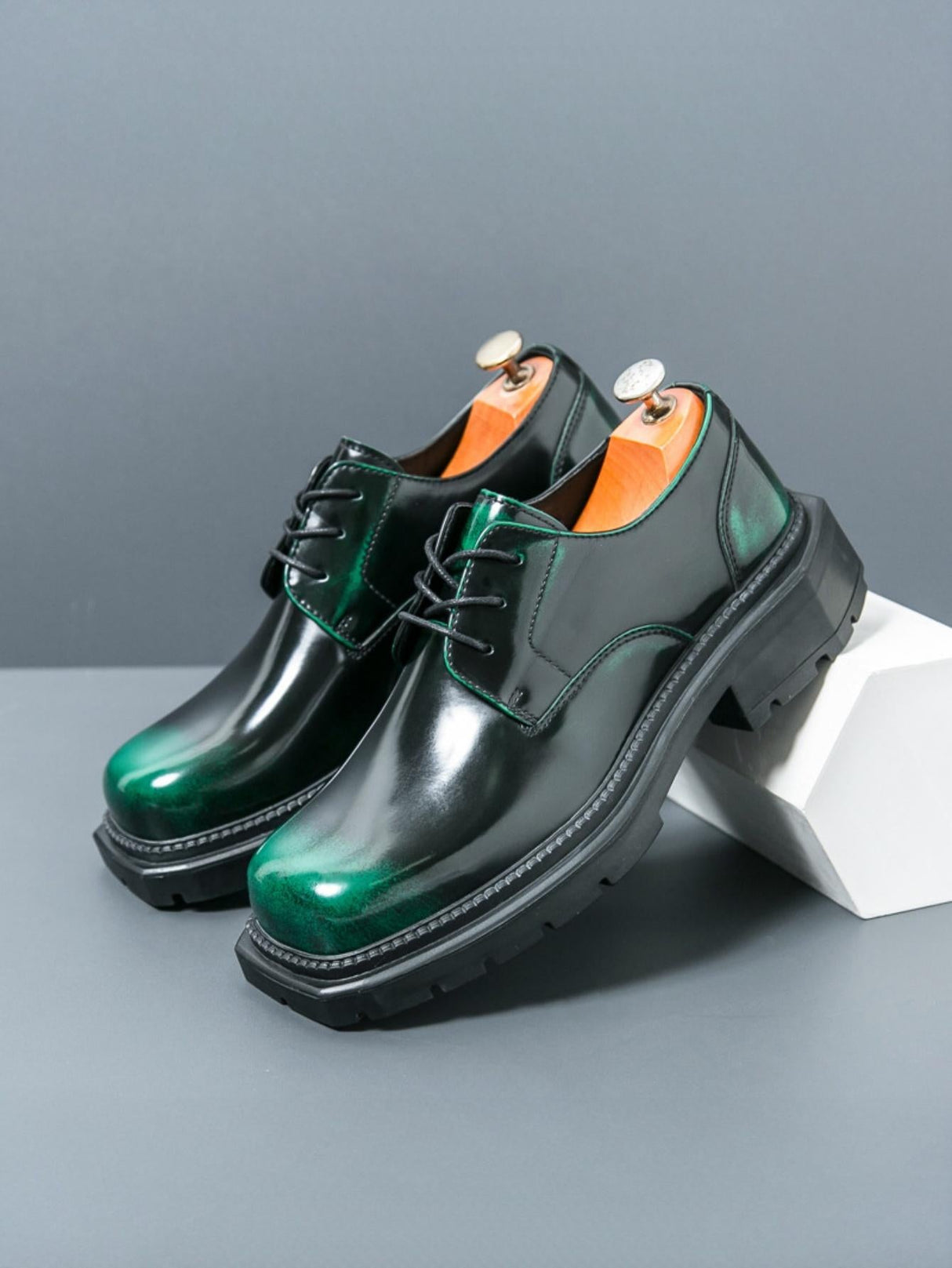 Trendy, Wide-toe, Platform, Lace-up Dress Shoes