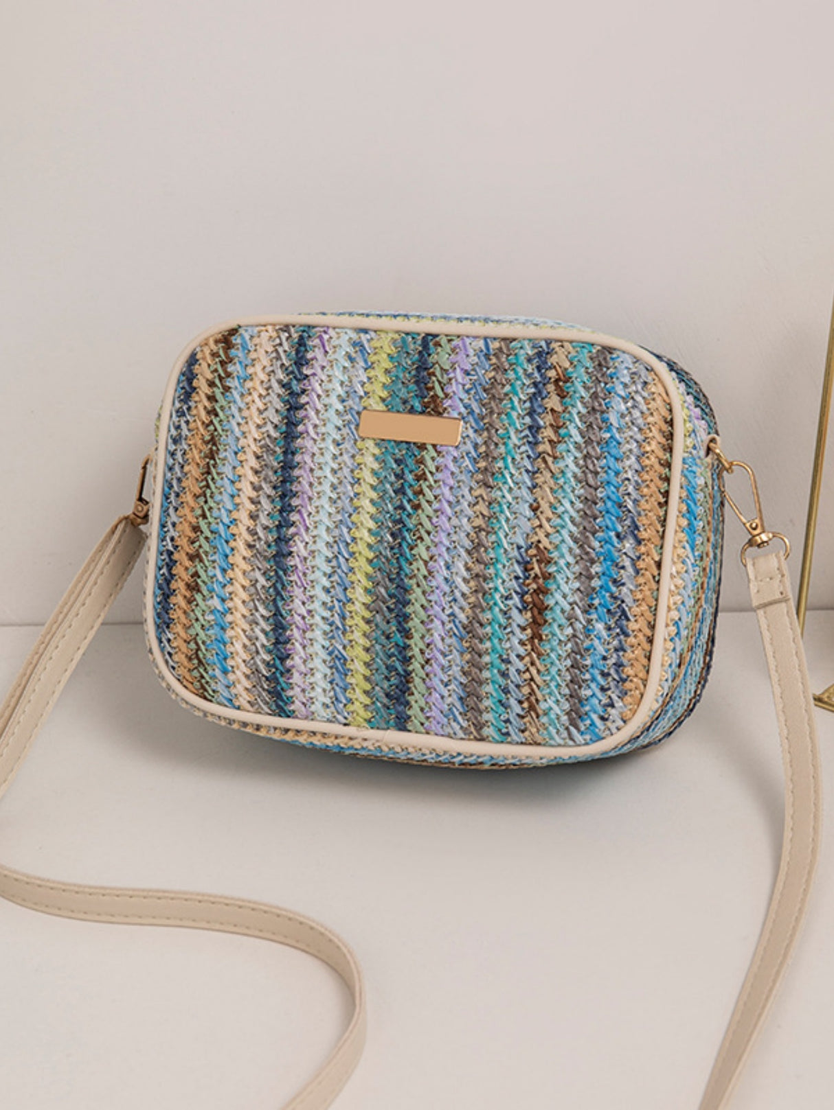 Colorful Straw Woven Oval Crossbody Bag For Vacation
