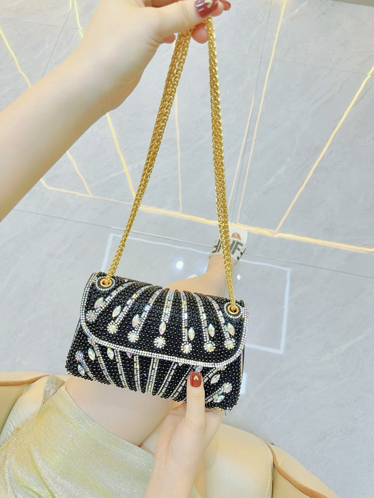 Liber Four Seasons ACC Beaded Diamond Dumpling Bun