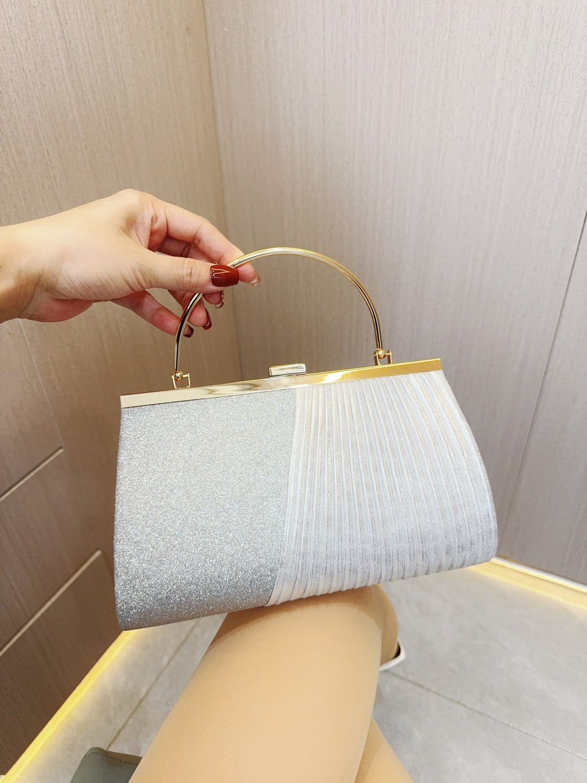 Liber Four Seasons ACC Sequin Pleated Bag