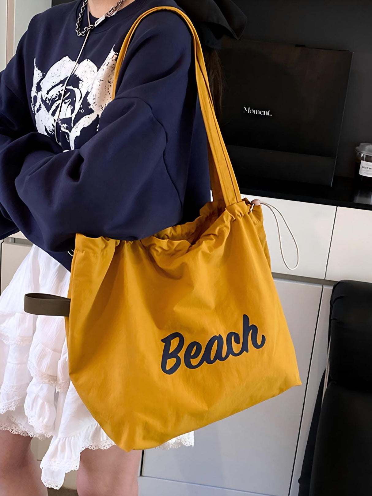 Letter Print Large Capacity Lightweight Drawstring Shoulder Bag