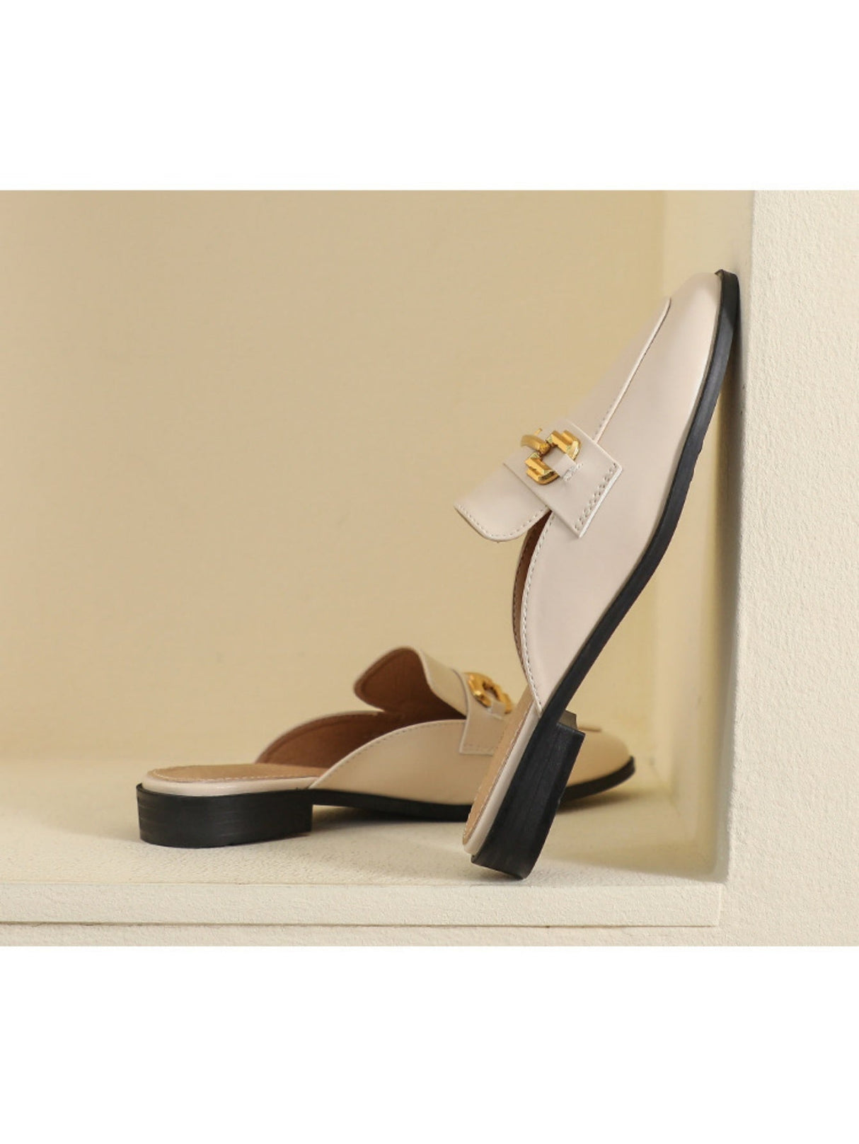 Liber Spring and Autumn Metal Buckle Holster Ladies Flat Shoes