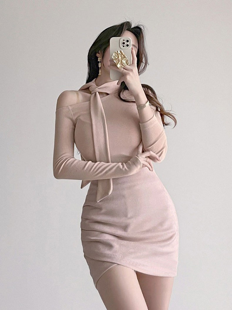Elegant Tie-neck Fitted Long-sleeved T-shirt