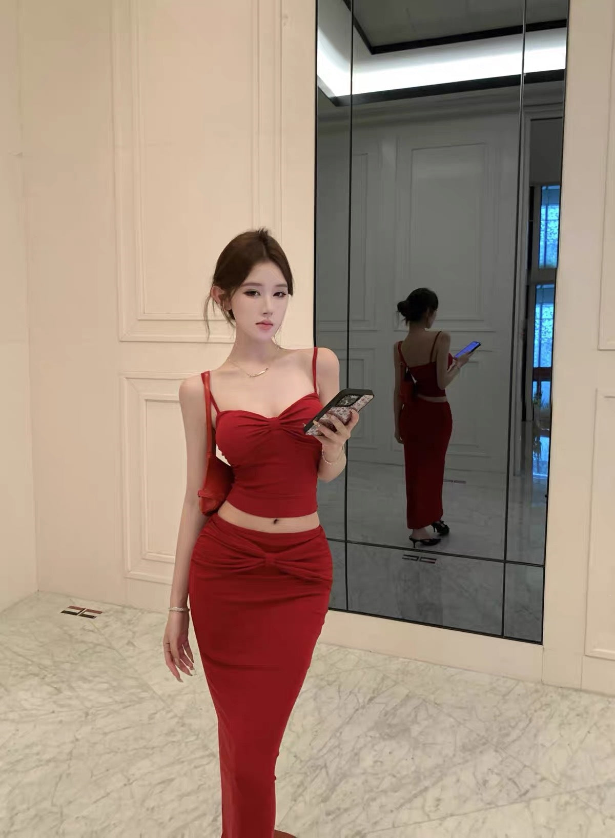 [Three-piece Set Including Bra Pads] Stunning Red Cardigan Camisole Skirt Set