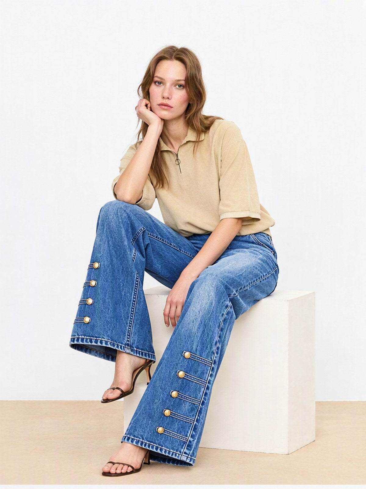 High-waisted Wide-leg Jeans