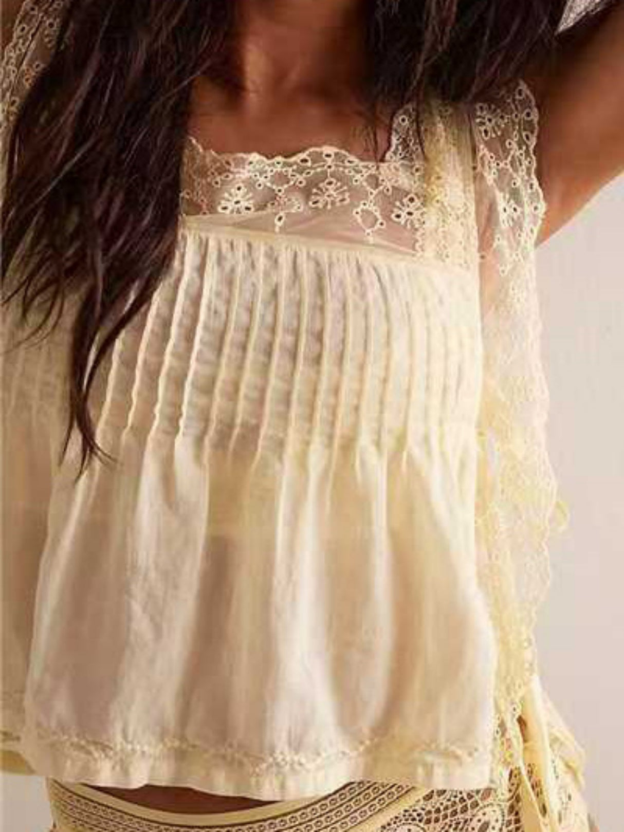 Lace Trim Square Neck Tie Tank Tops&Camis