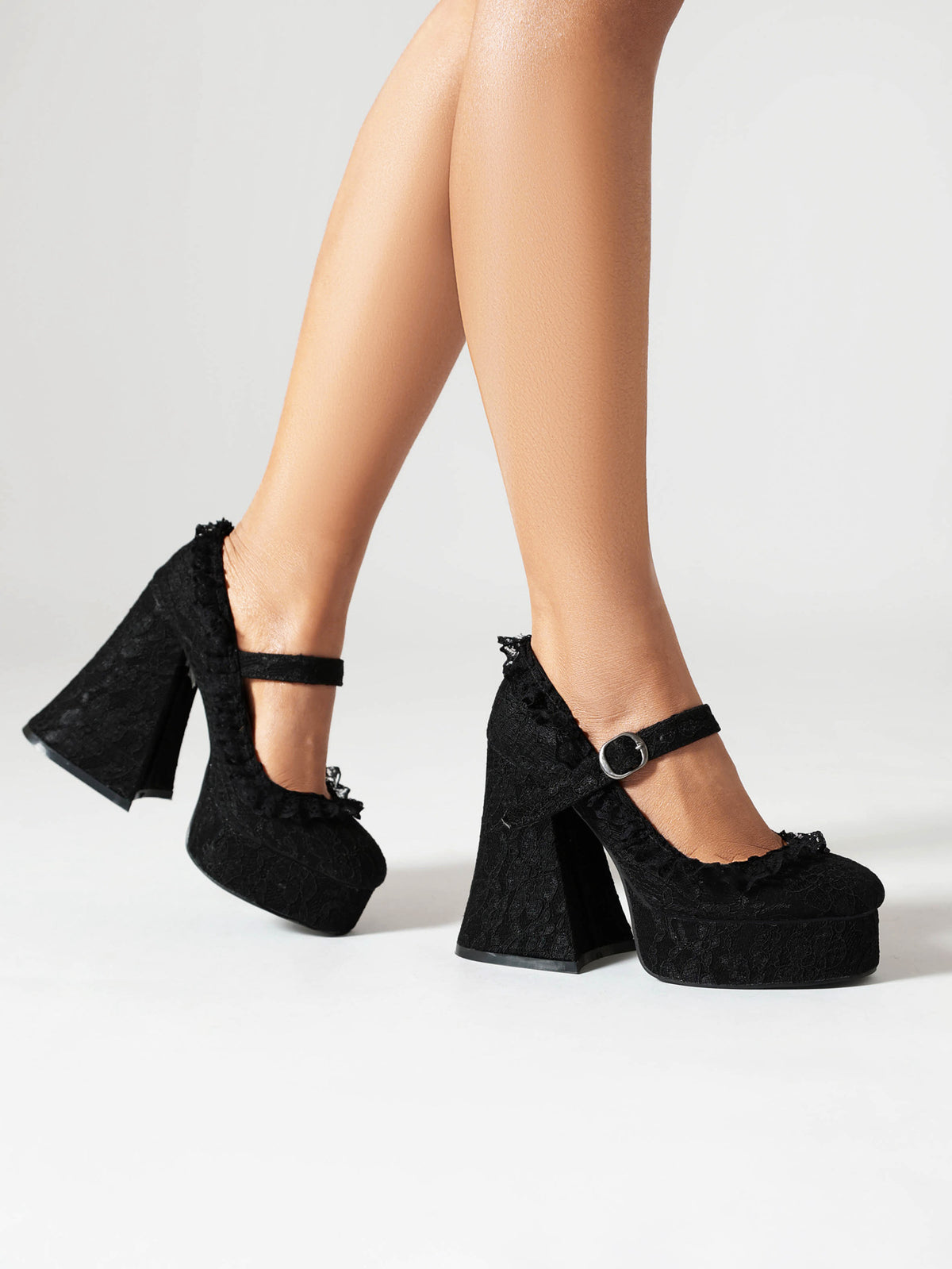 Platform Mary Jane Shoes With Strappy Soles And Lace Details 6639