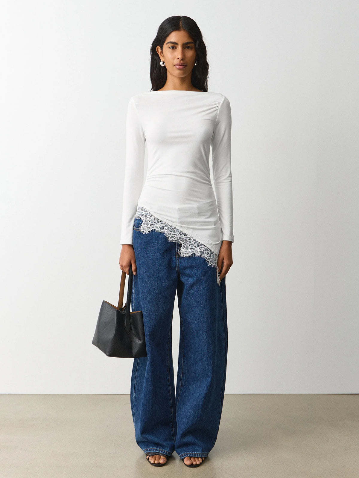 New Women's Simple Solid Color Design, Lace Trim And Slits At The Hem, Slim Fit Long Sleeve Top