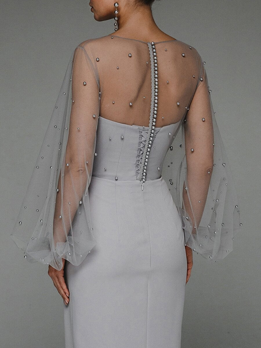 Maxikleider mit ärmellosem Bandeau-Top und Einsätzen aus Perlennetz.