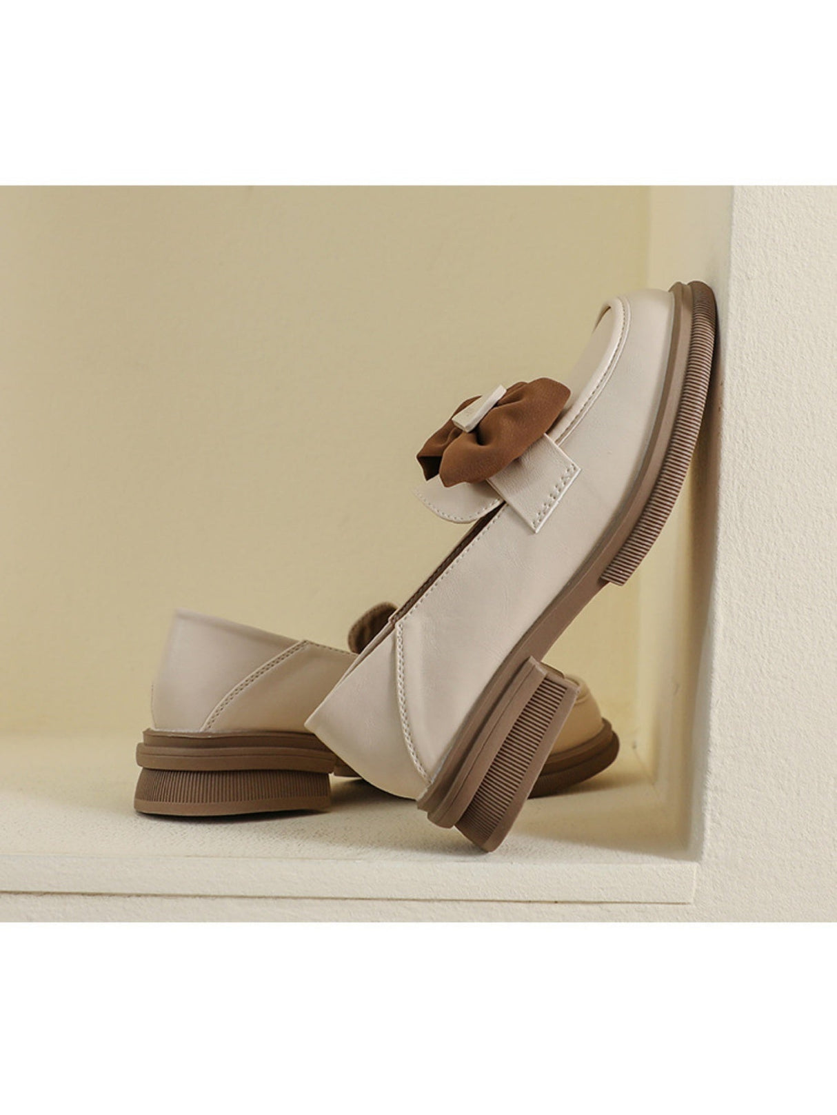 Liber Spring and Autumn Bowknot Women's Loafers