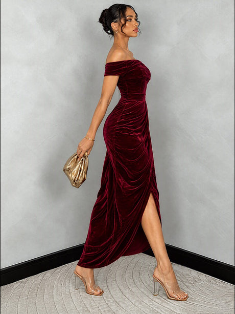 One-shoulder Collar Gathering Hip Velvet Maxi Dresses