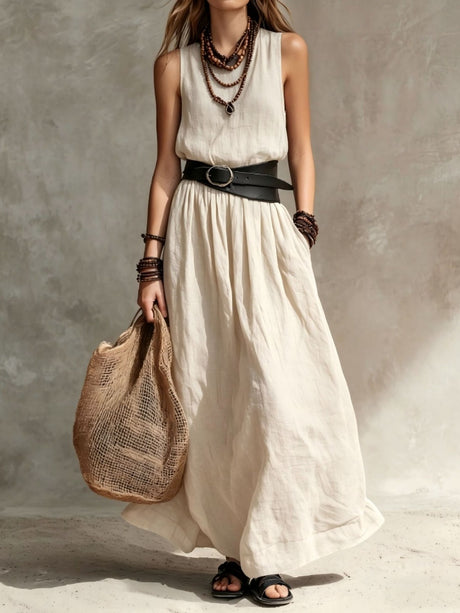 Slim-fitting, Long Sleeveless Dress With A Lapel Collar