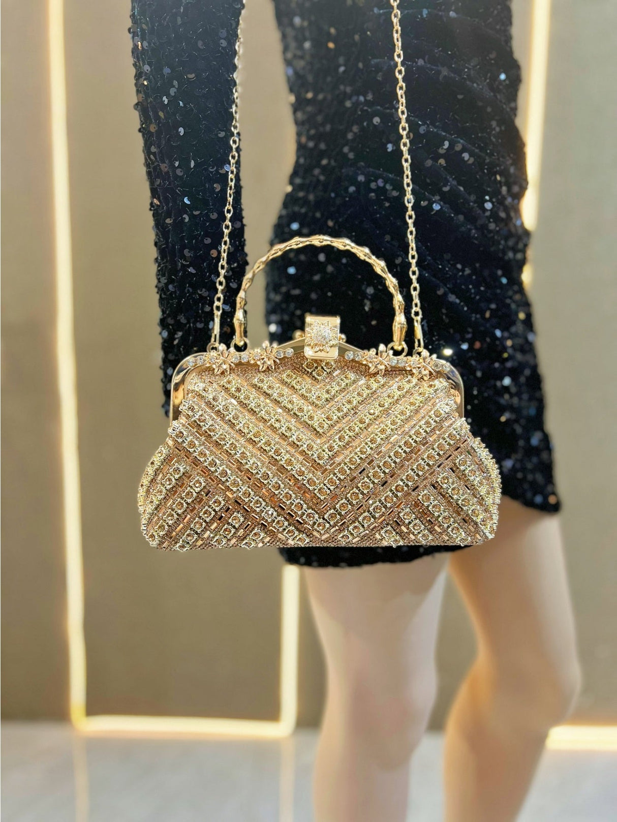 Liber Four Seasons ACC Rivet Diamond Shell Bag