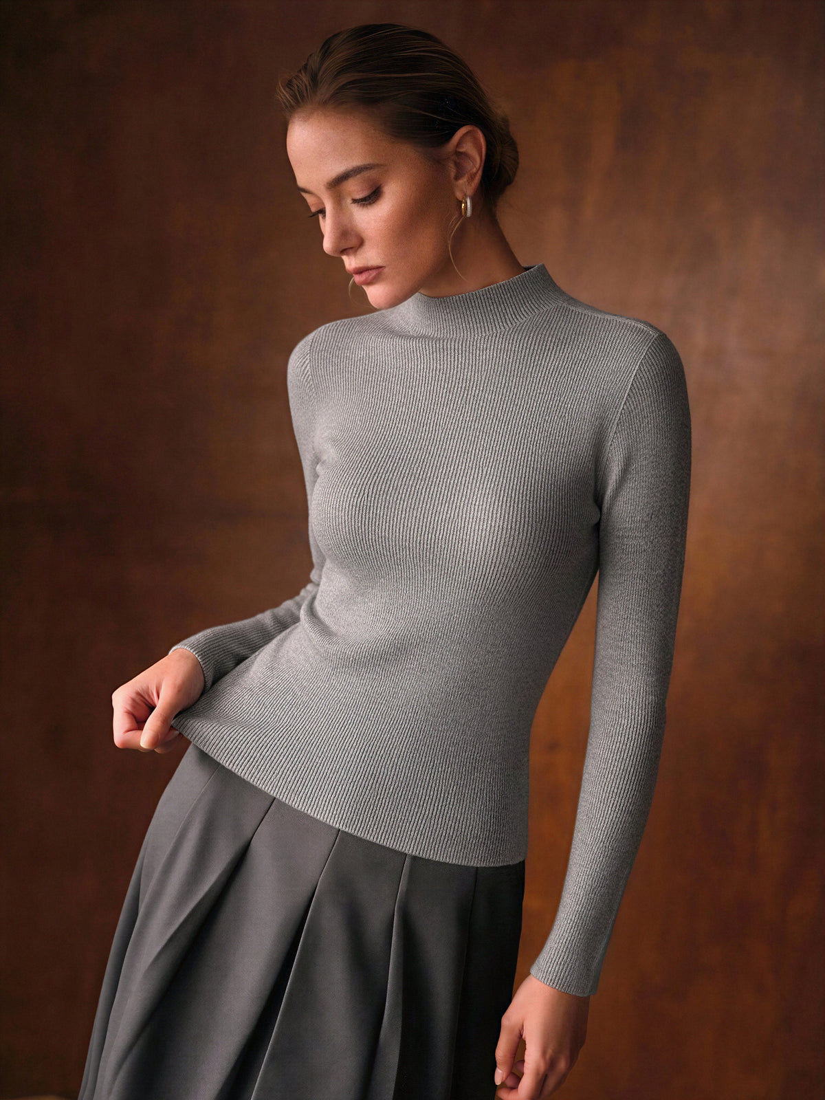 One-piece Seamless Mock Neck Base Sweater