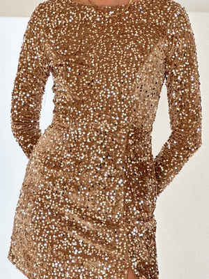 Rückenfreie, paillettenbesetzte Mini- und kurze Partykleider mit langen Ärmeln