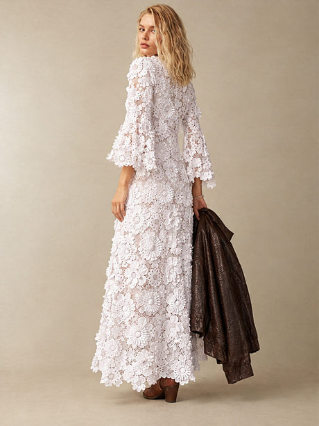 Robes maxi de vacances à manches longues et fleurs 3D ajourées