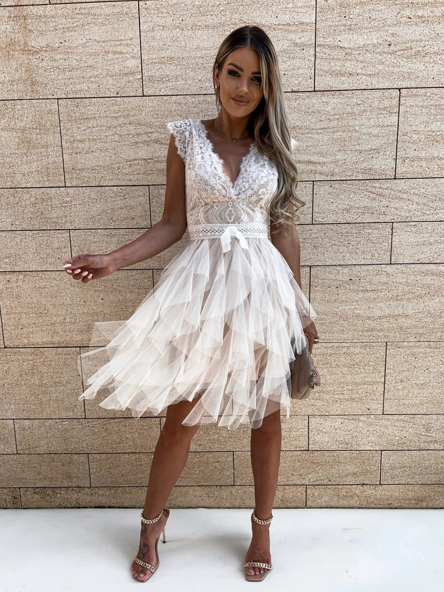 V-neck With Lace Trim Multi-story Mesh Sleeveless Mini&Short Dresses