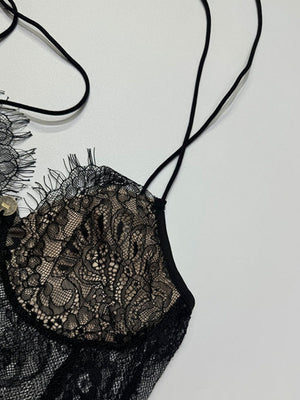 【SHIP AS USUAL】Deep V Perspective Lace Camisoles