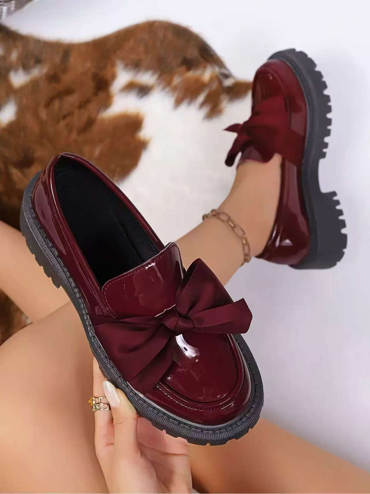 Bow-tie British Style Loafers