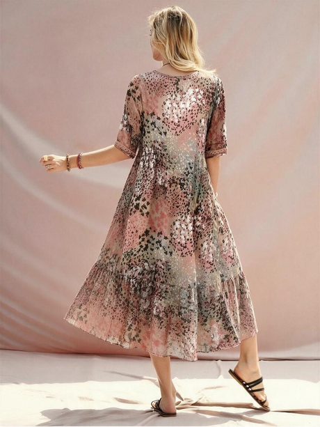 Leopard Print Midi Dress With Lace Trim And V-neck Short Sleeves